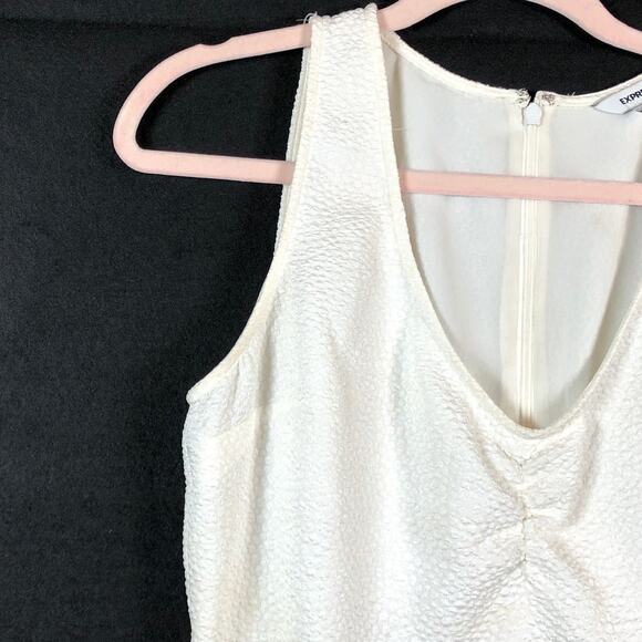 Express Womens Blouse Ivory Textured Ruched V-Neckline Peplum Tank Stretch M - Picture 2 of 11
